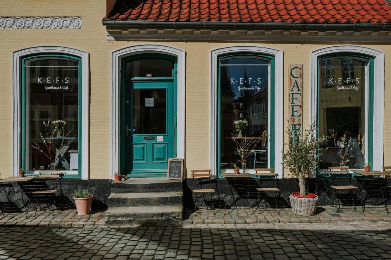 Kefs Guesthouse & Cafe แอเรอสเคอบิง ภายนอก รูปภาพ